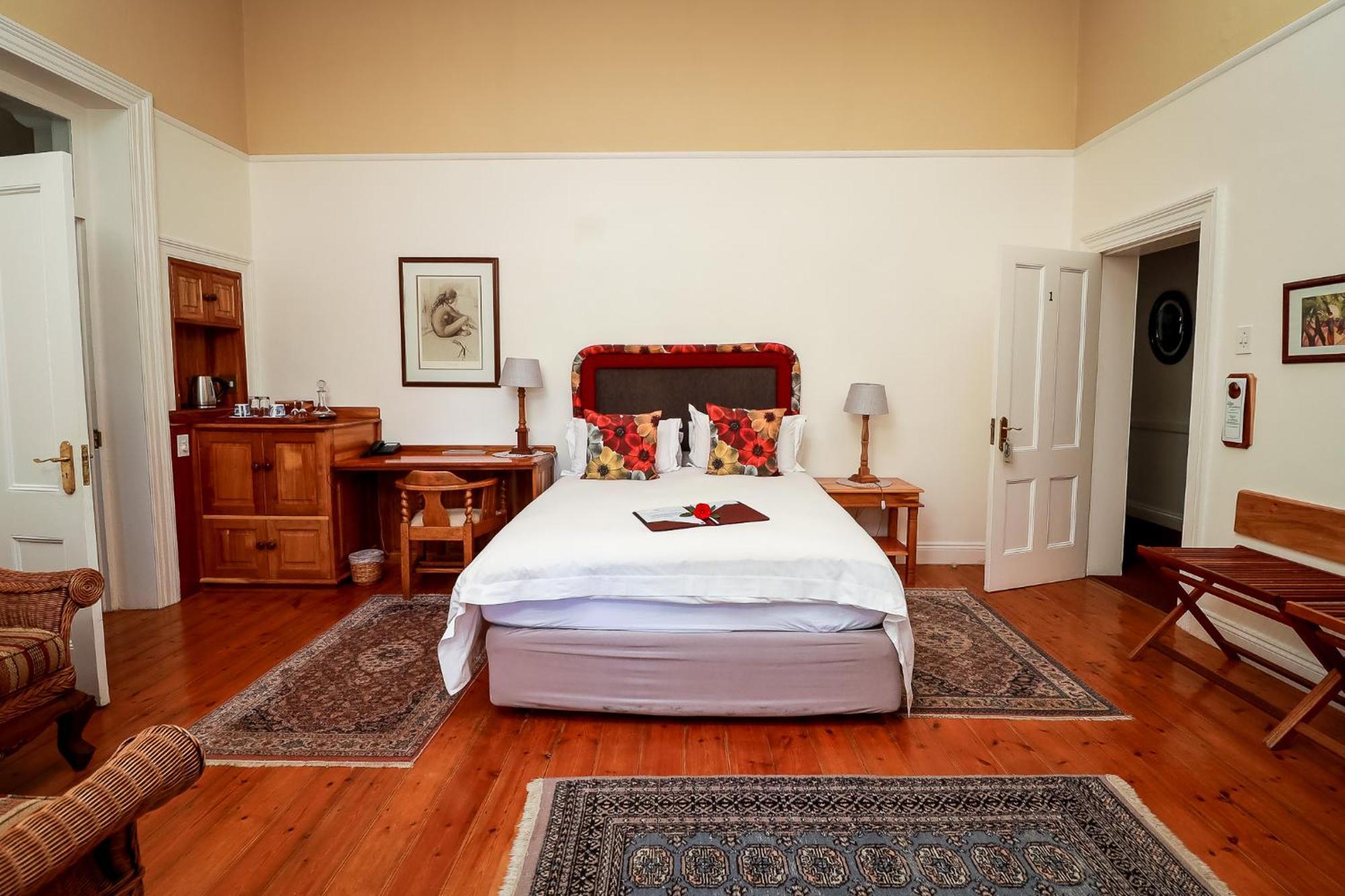 Altes Landhaus Country Lodge Oudtshoorn Exteriör bild